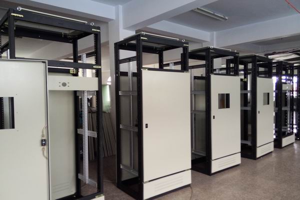 孟州控制柜-3683厂家控制柜检修需要注意的